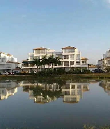 Apartamento En Laguna Club Cartagena